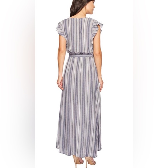 NWT SPLENDID Chambray Multi Stripe Tulip Sleeve Dress - Picture 2 of 9